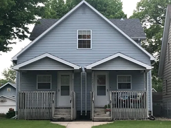 1004 S 18th St, Fort Dodge, IA 50501