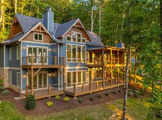 901 Saint Andrews Rd, Waynesville, NC 28786