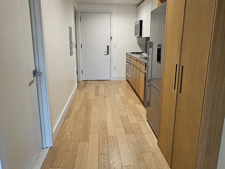 264 Webster Ave #205 — Photo 1