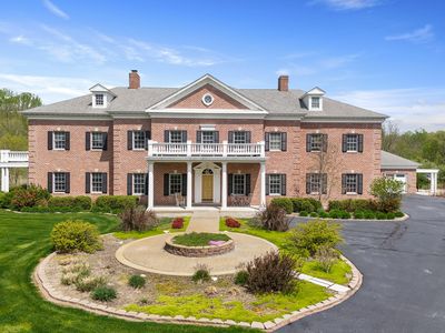 371 Saint Andre Dr, Valparaiso, IN, 46383