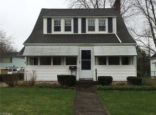 1121 Willow St, Grafton, OH 44044