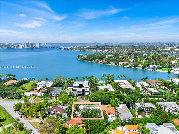 5th image of 6371 N Bay Rd