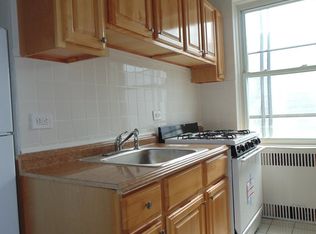 (Undisclosed Address), New Rochelle, NY 10805