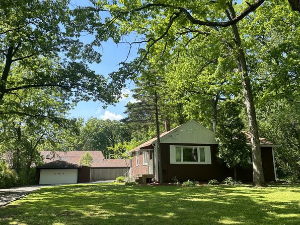 142 School St, Wood Dale, IL 60191