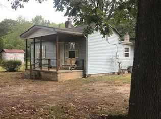 12401 Shady Ln, Amelia Court House, VA 23002