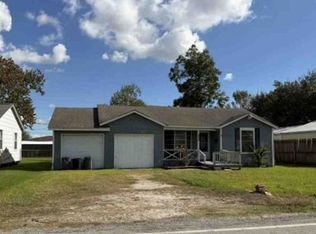 509 W Oak St, Highlands, TX 77562