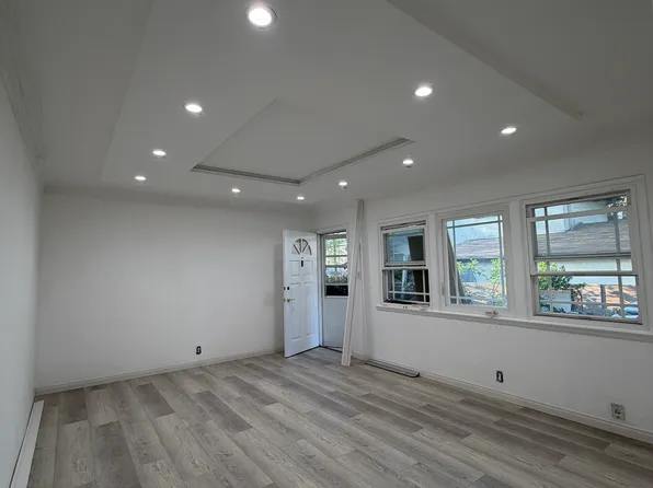 5904 Cahuenga Blvd APT B, North Hollywood, CA 91601