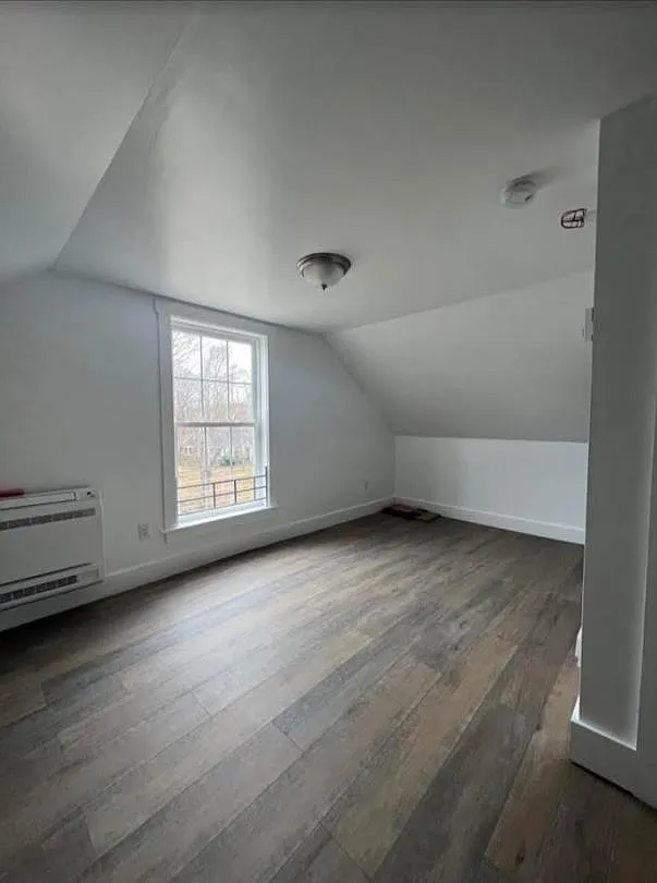 1 bed, 750 sqft, $1,850 — Photo 3