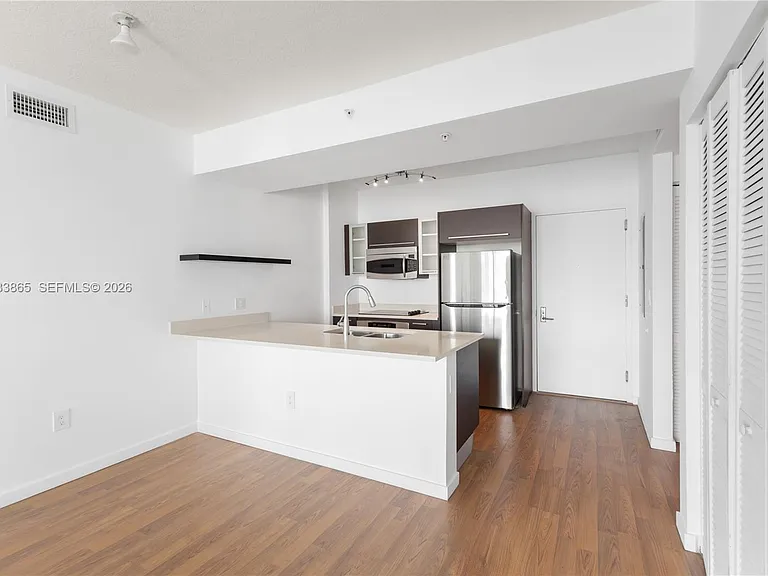 333 NE 24th St #1712 — Photo 6