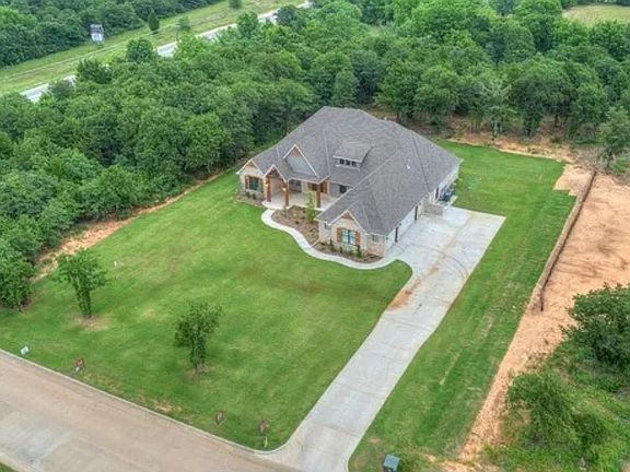 3rd image of 3012 Ashton Cove Cir