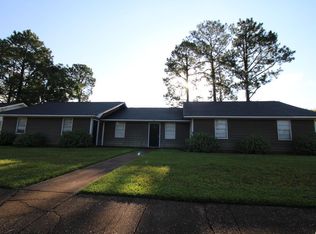 322 Carriage Ln, Albany, GA 31721