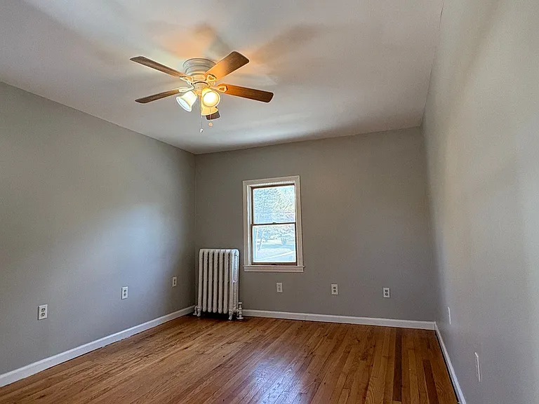 548 Main Street - Rainbow Pod — Photo 12