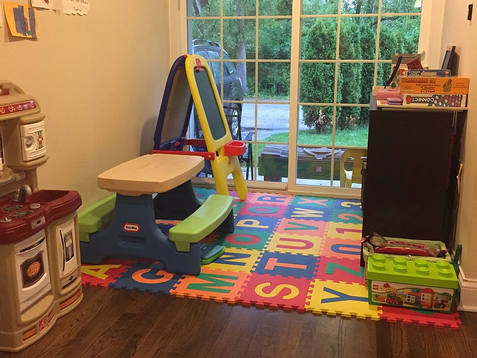 Breakfast Nook or Play Area