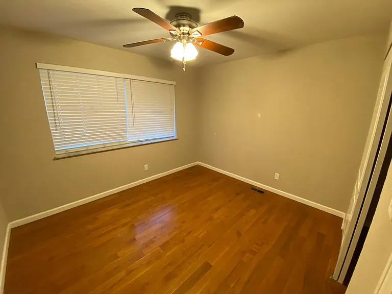 Second bedroom