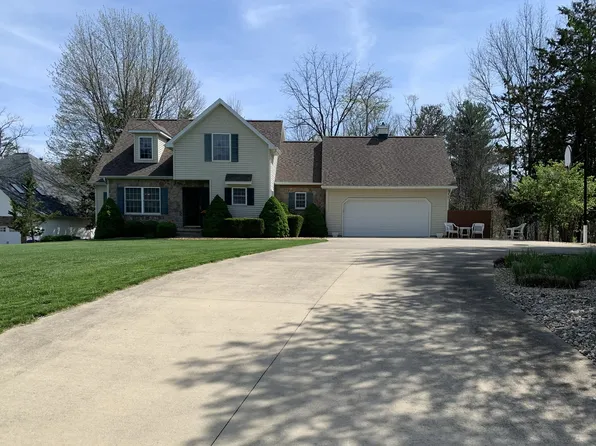 4515 N Outback Rd, Bloomington, IN 47404