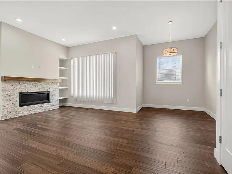 1407 Rogers Ct — Photo 11