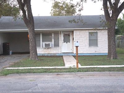 634 E MESQUITE ST, Uvalde, TX, 78801