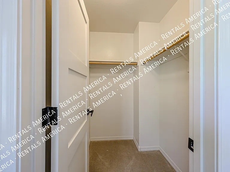 17268 W Straight Arrow Ln — Photo 32