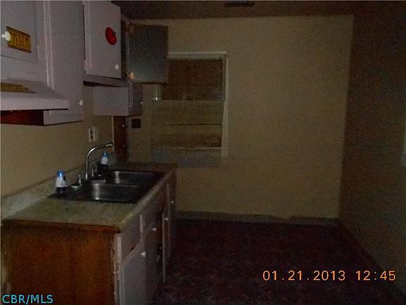 3rd image of 542 S Highland Ave