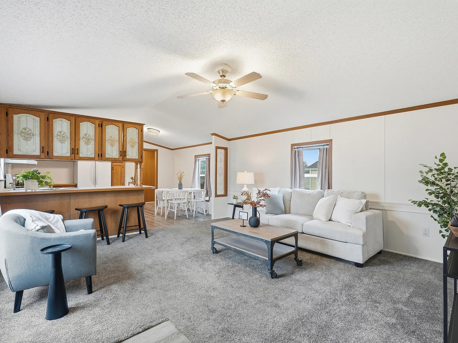 3 bed, 1216 sqft, $1,875 — Photo 4