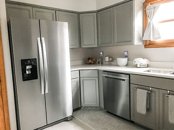 Completely Updated Kitchen!