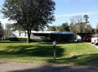 648 S Canyon Dr, Onalaska, TX 77360