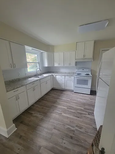 306 Franklin St #B Photo 1