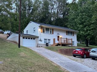 6 Davis Heights Rd, Maidsville, WV 26541