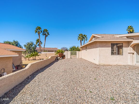 3rd image of 3975 Azul Dr