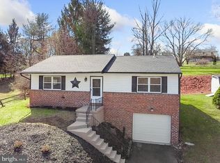 2948 Honey Valley Rd, Dallastown, PA 17313