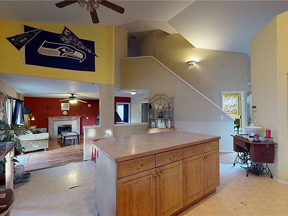 5th image of 23818 108th Street Ct E
