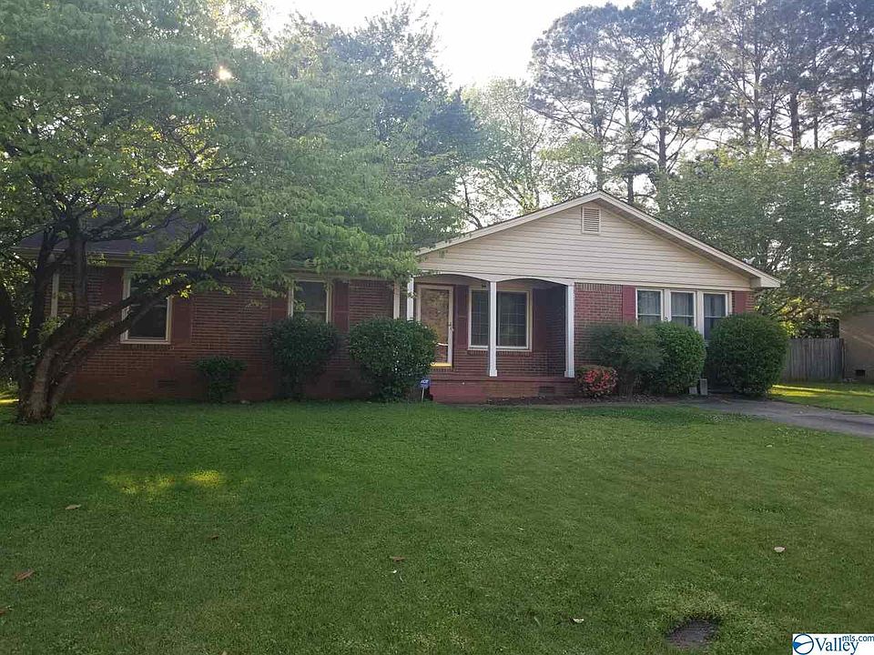 1st image of 1735 Laverne Dr NW