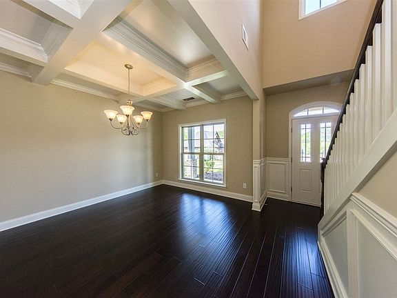 3rd image of 8209 Hinkle Cir NW