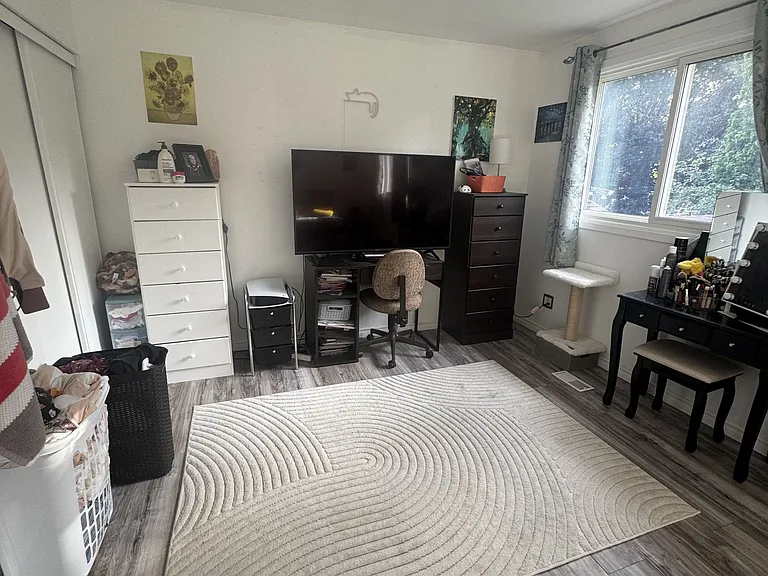 580 Gavin Ct #1 — Photo 12