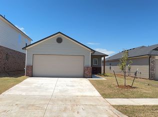 3617 Maggie Rd, Mustang, OK 73064