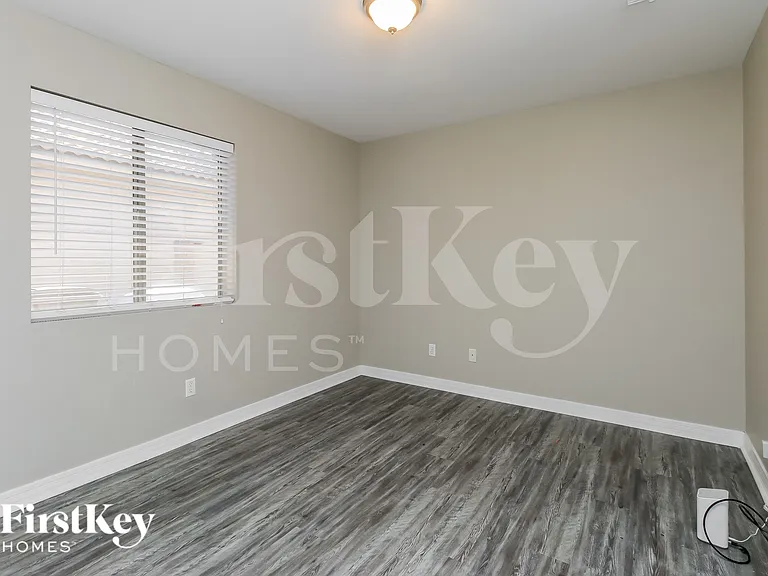 4732 E Mountain Vista Dr — Photo 11