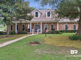 415 Sara Oaks Dr, Saraland, AL 36571