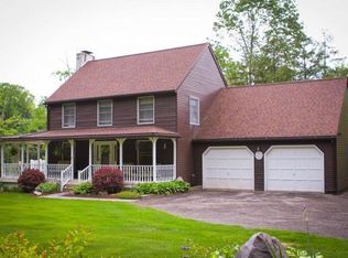 477 Hotchkiss Rd, Chenango Forks, NY 13746