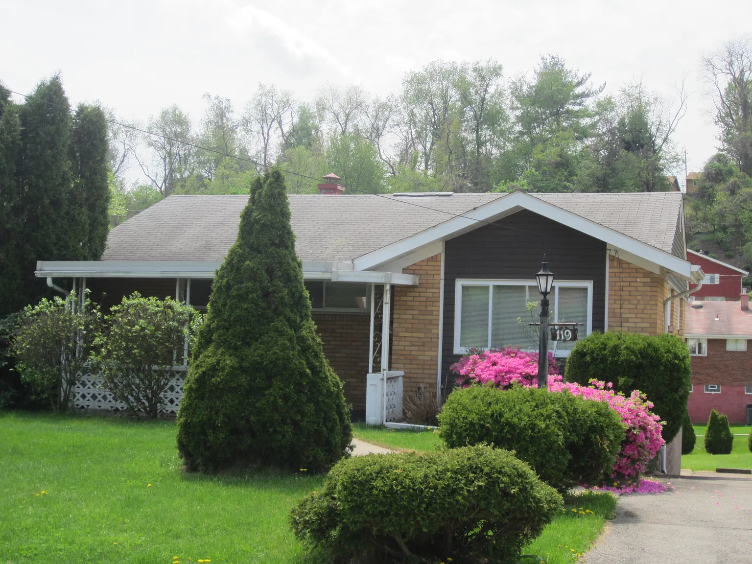 119 Dunbar Dr photo 1