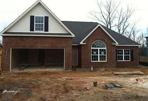 1st image of 305 Greythorne Dr