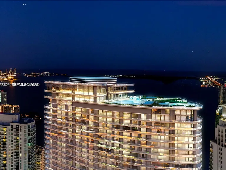 1000 Brickell Plz #2414 — Photo 26