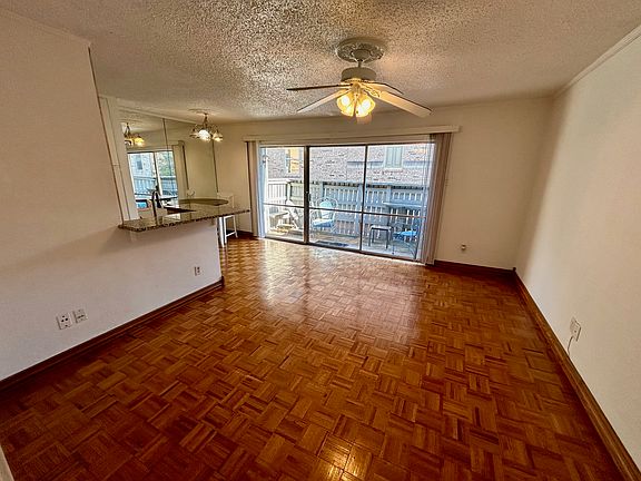 3rd image of 4320 Holland Ave APT 206
