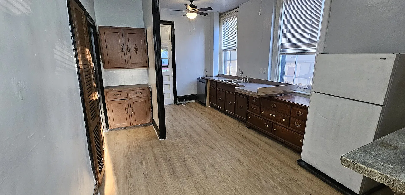 724 3rd Avenue, Unit 1st Floor — Photo 1