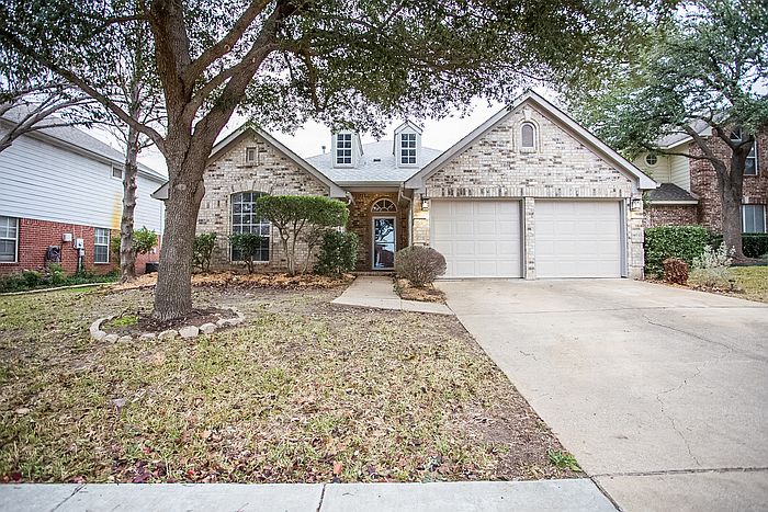 1st image of 621 Willowwood Trl