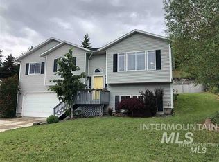 723 Shoshone St, Moscow, ID 83843