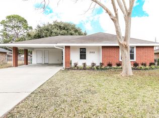 202 Cheyenne Cir, Scott, LA 70583