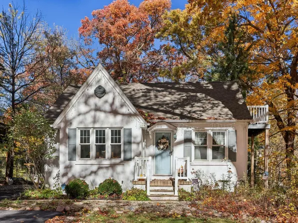 13008 West Meadow LANE, New Berlin, WI 53151