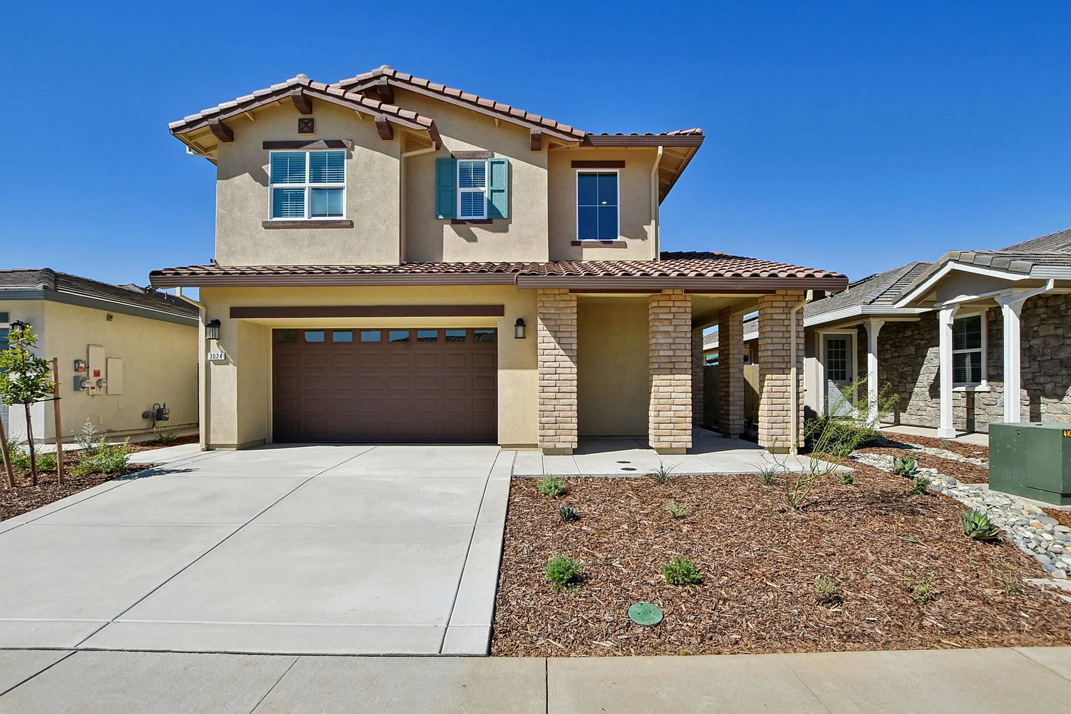 3024 Poas Way photo 1