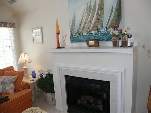 4th image of 2831 Asbury Ave