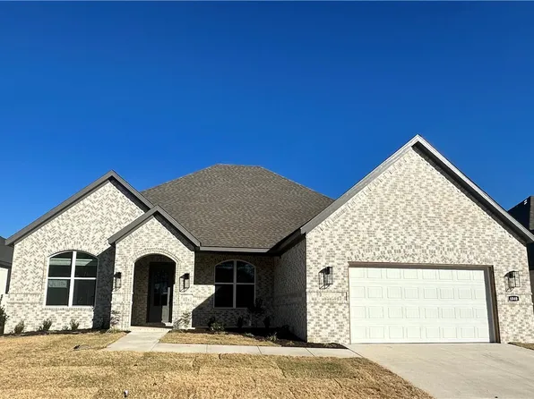 4840 N Marshall Ave, Fayetteville, AR 72764